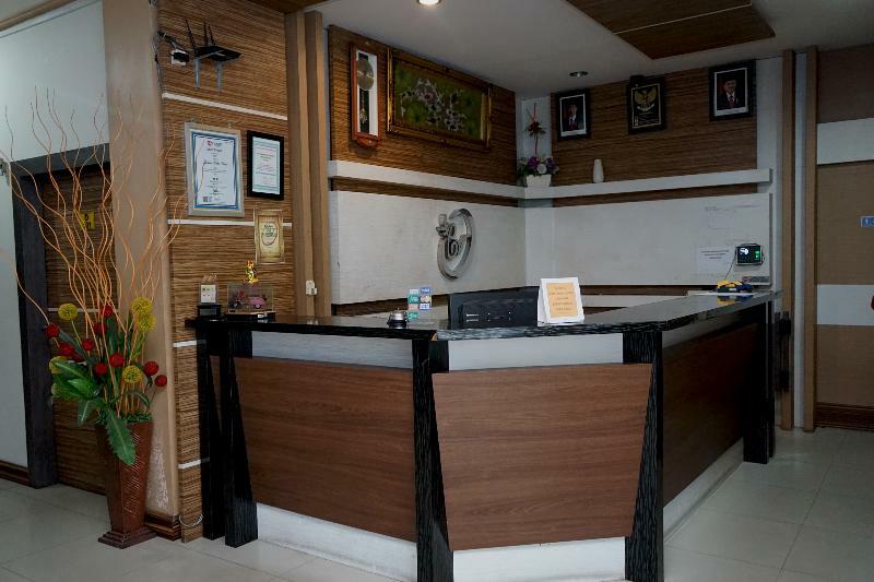 פאנגקאלפינאנג Grand Vella Hotel מראה חיצוני תמונה