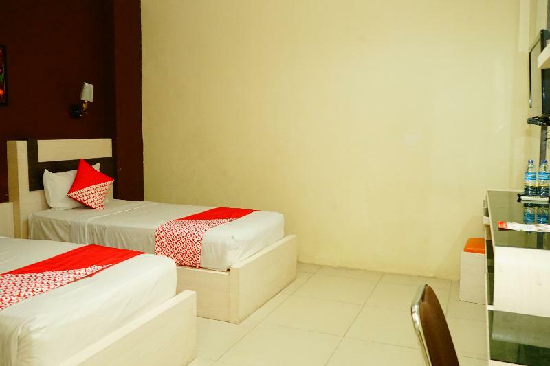 פאנגקאלפינאנג Grand Vella Hotel מראה חיצוני תמונה